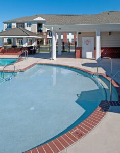 Meadowood Apartments Swimming Pool Photo26